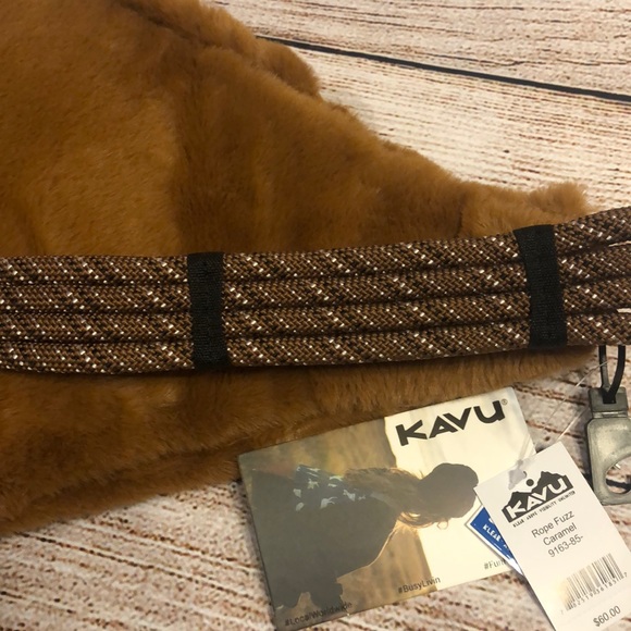 KAVU - Rope Fuzz Bag NWT - Picture 9 of 11